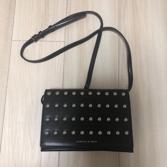 CHARLES & KEITH スタッズ ショルダーバッグバッグ