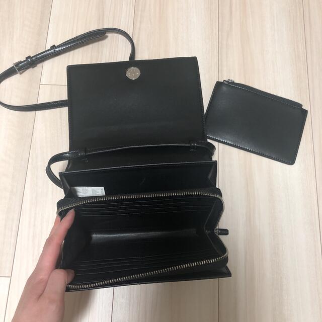 Charles and Keith(チャールズアンドキース)のCHARLES & KEITH スタッズ ショルダーバッグ レディースのバッグ(ショルダーバッグ)の商品写真