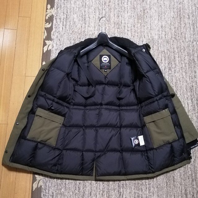 CANADA GOOSE(カナダグース)のカナダグースビクトリアパーカー　レディース レディースのジャケット/アウター(ダウンコート)の商品写真