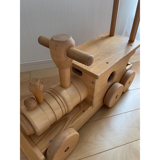 木製おもちゃ　汽車ぽっぽ