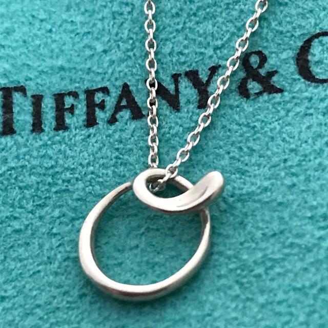 Tiffany イニシャルo ネックレス