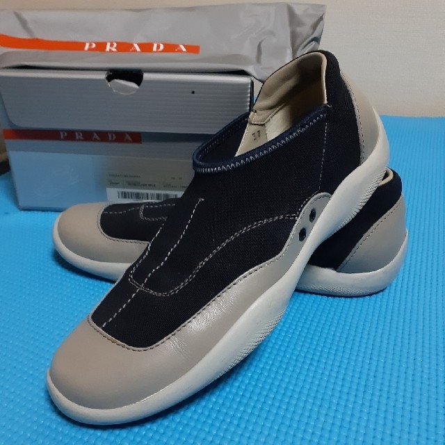 PRADA スニーカー スリッポン www.gndtunisia.com