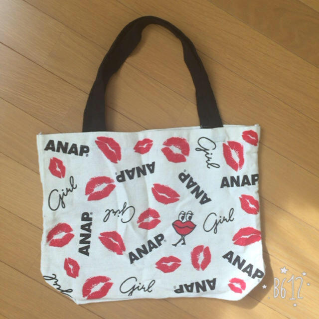 ANAP(アナップ)の💋ANAP GIRLバッグ&ペンケース&単語帳セット💋 インテリア/住まい/日用品の文房具(その他)の商品写真