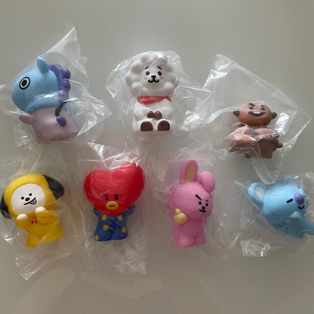 防弾少年団(BTS)(ボウダンショウネンダン)のBT21 ソフビ　全7種類　コンプ エンタメ/ホビーのおもちゃ/ぬいぐるみ(キャラクターグッズ)の商品写真