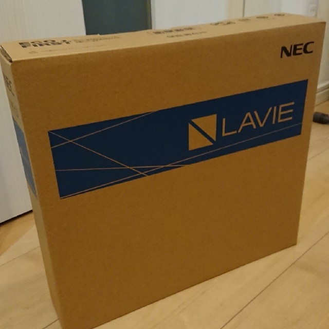 NEC(エヌイーシー)のhfdsg753865様専用【新品未使用】LaVie N PC-N1435BAW スマホ/家電/カメラのPC/タブレット(ノートPC)の商品写真