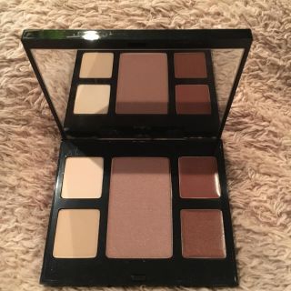 ボビイブラウン(BOBBI BROWN)のボビーブラウン フェイスパレット(フェイスカラー)