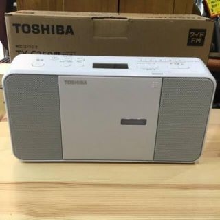 トウシバ(東芝)のTOSHIBA TY-C250 CDラジオ　ホワイト(ラジオ)