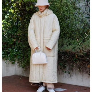 ワンエルディーケーセレクト(1LDK SELECT)の美品　auralee SUPER LIGHT AIRY NYLON COAT(ダウンジャケット)