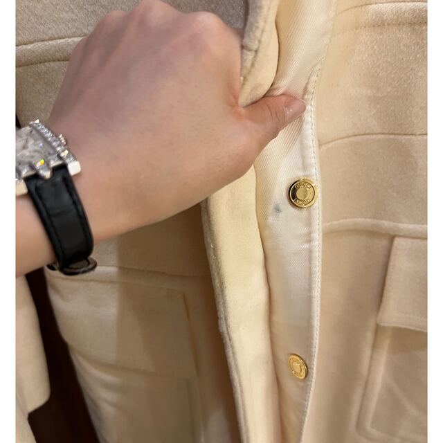 Gucci(グッチ)のGUCCI コート　本革　オフホワイト レディースのジャケット/アウター(ロングコート)の商品写真