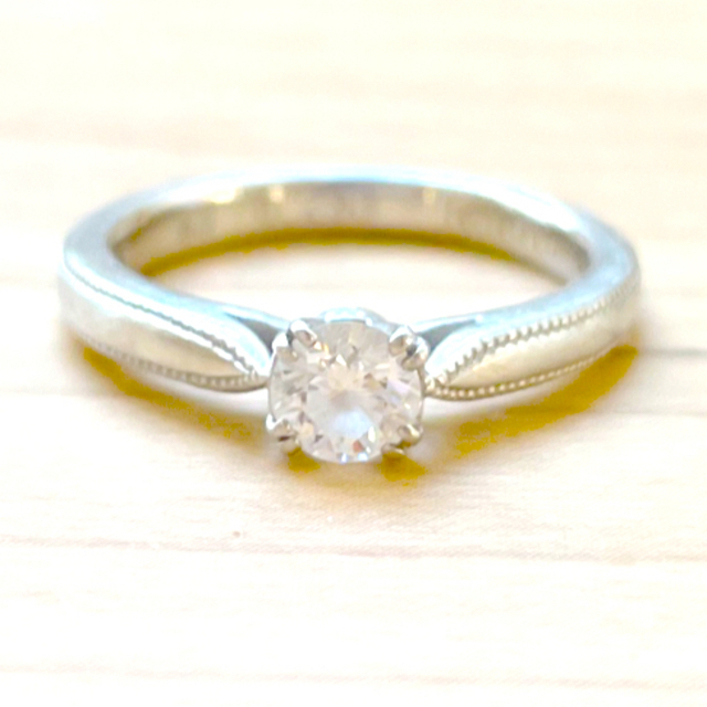 エクセルコダイヤモンド　婚約指輪💍　　プラチナ900   0.283カラット レディースのアクセサリー(リング(指輪))の商品写真