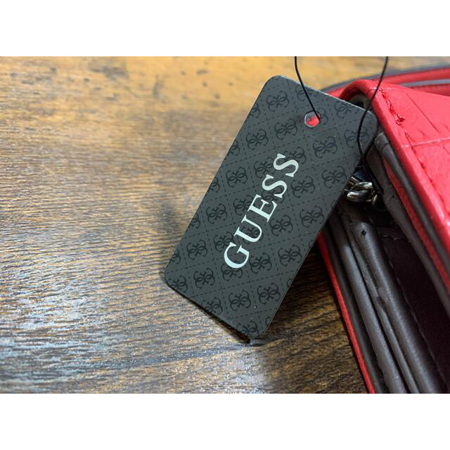 GUESS(ゲス)のGUESS 二つ折り財布  レディースのファッション小物(財布)の商品写真