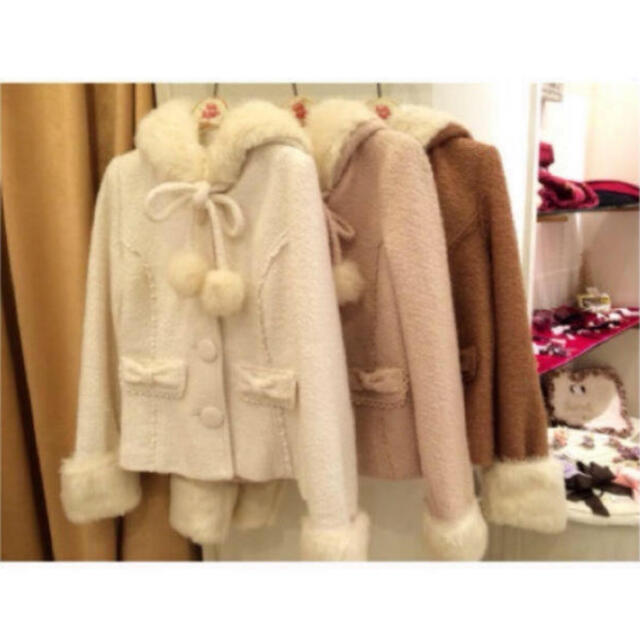 かんたんラ Ank ショート ダッフルコートの通販 by うに's shop|アンクルージュならラクマ Rouge - アンクルージュ フード付 でどなたか