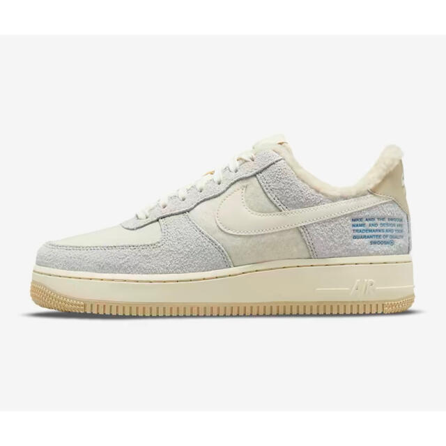 24.0㎝ NIKE エアフォース1 '07 LV8 ホワイト ベージュ グレー