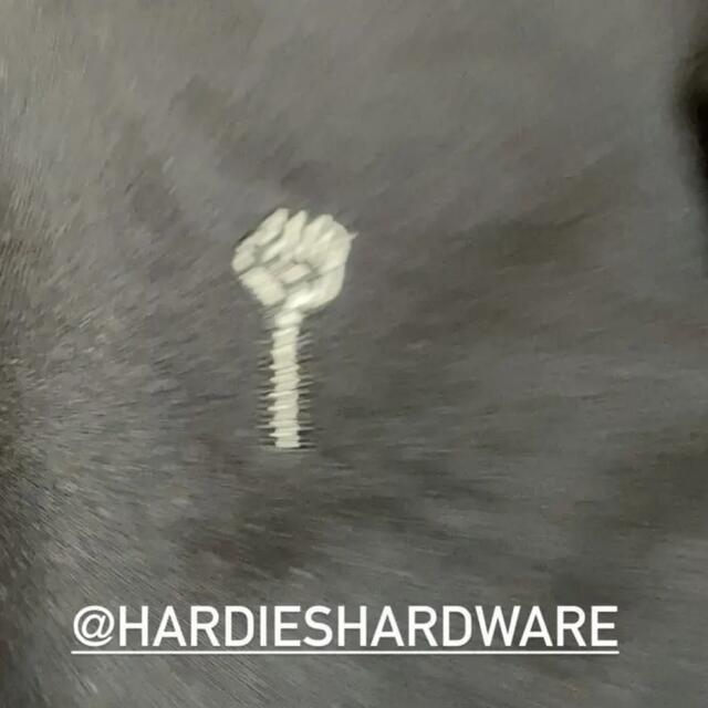 hardies hardware トレーナー