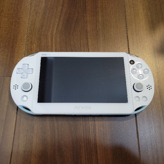 PlayStation Vita - PSvita PCH-2000 本体+メモリーカード32Gの+ ...