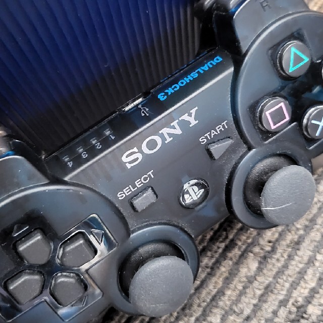 PlayStation3(プレイステーション3)のプレステ３本体 エンタメ/ホビーのゲームソフト/ゲーム機本体(家庭用ゲーム機本体)の商品写真