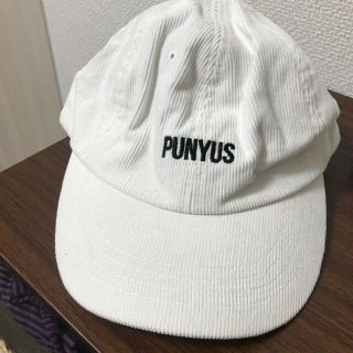 プニュズ(PUNYUS)の白キャップ(キャップ)