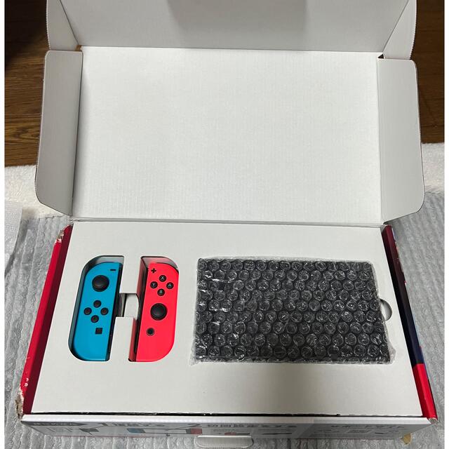 【箱傷　本体美品】Nintendo Switch ネオンブルー