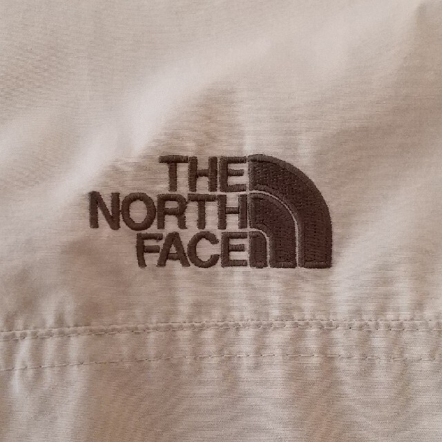 THE NORTH FACE(ザノースフェイス)のTHE NORTH FACE ジャケット 140 美品 キッズ/ベビー/マタニティのキッズ服男の子用(90cm~)(ジャケット/上着)の商品写真