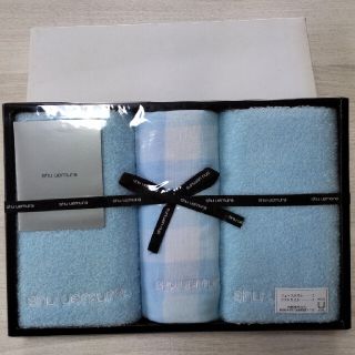 シュウウエムラ(shu uemura)のshu uemura  シューウエムラ タオルセット３枚(タオル/バス用品)