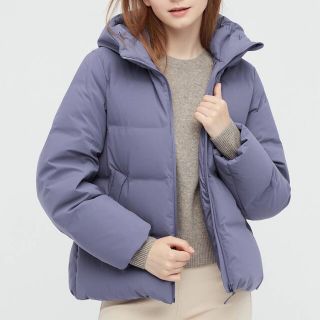 ユニクロ(UNIQLO)のUNIQLO シームレスダウンパーカー　L   Blue(ダウンジャケット)