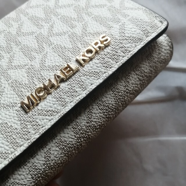 Michael Kors(マイケルコース)のマイケルコース　ミニ財布 レディースのファッション小物(財布)の商品写真