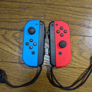 ニンテンドースイッチ(Nintendo Switch)のジョイコン(家庭用ゲーム機本体)