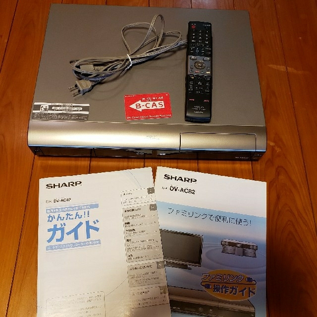 SHARP(シャープ)のSHARP AQUOS DVD HDD レコーダーDV-AC82ジャンク品 スマホ/家電/カメラのテレビ/映像機器(DVDレコーダー)の商品写真