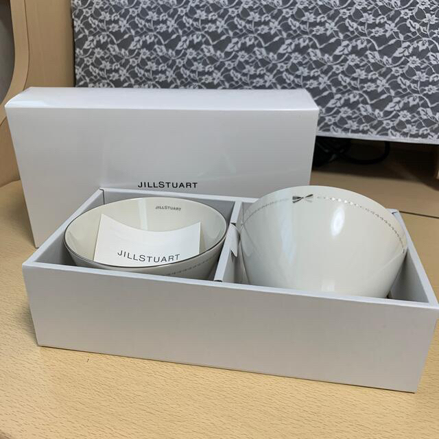 JILLSTUART(ジルスチュアート)の【新品・未使用】 JILLSTUART  ペアボウル インテリア/住まい/日用品のキッチン/食器(食器)の商品写真