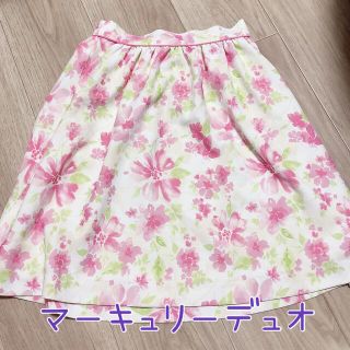 マーキュリーデュオ(MERCURYDUO)の【美品】マーキュリーデュオ　花柄スカート(ミニスカート)