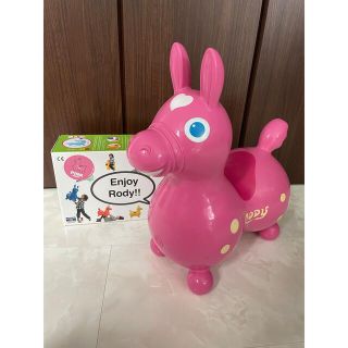 ロディ(Rody)のゆう様専用　Rody ロディ　ピンク　乗り物　箱　空気入れ付き　(キャラクターグッズ)