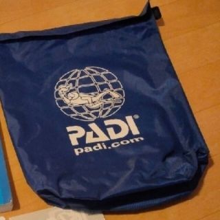 ★GOLD様専用★　PADI バッグ(マリン/スイミング)