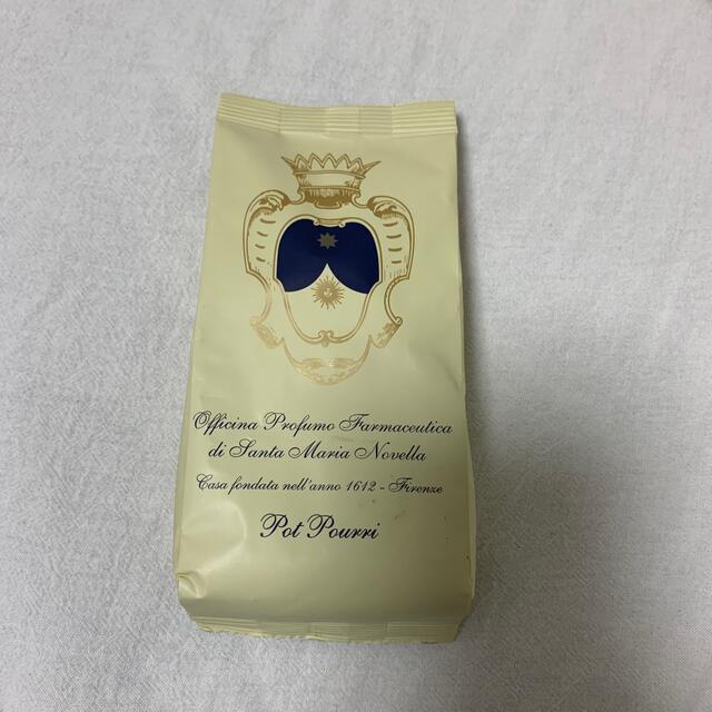 Santa Maria Novella(サンタマリアノヴェッラ)のサンタ マリア ノヴェッラ ポプリ 詰め替え用 100g コスメ/美容のリラクゼーション(アロマグッズ)の商品写真