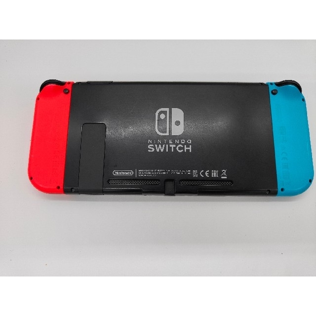 Switch本体とJoyコンセット