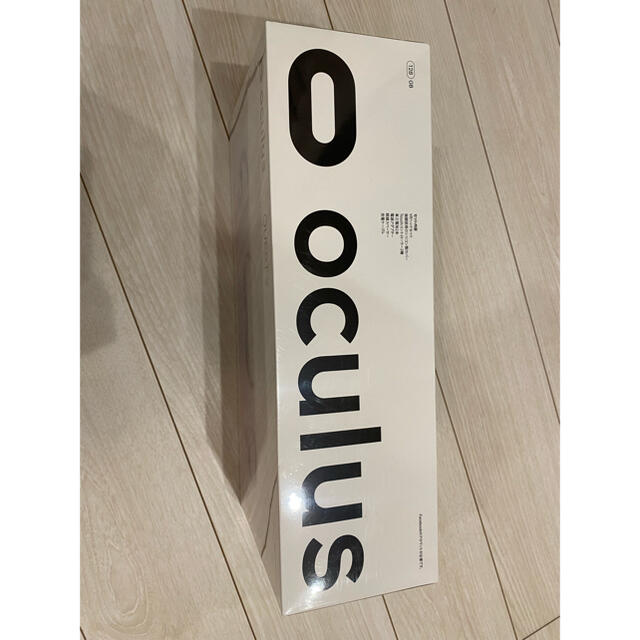 オキュラス　クエスト2 oculus QUEST2 128GB エンタメ/ホビーのゲームソフト/ゲーム機本体(家庭用ゲーム機本体)の商品写真