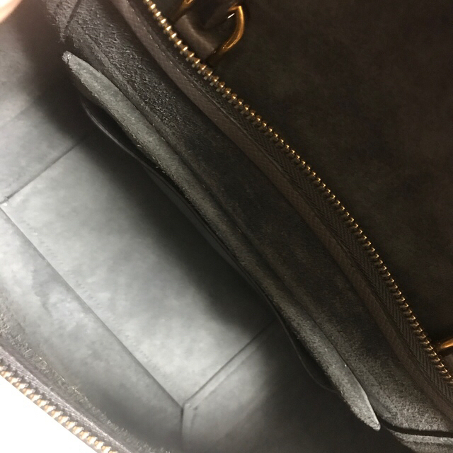 celine(セリーヌ)のユズコス様　専用です。セリーヌ　ベルトバッグ　グレー レディースのバッグ(ショルダーバッグ)の商品写真