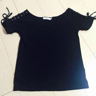 マウジー(moussy)の新品未使用！マウジー袖編み上げトップス(Tシャツ(半袖/袖なし))