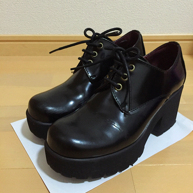 ROSE BUD(ローズバッド)のROSE BUD  ヤギ革 厚底ブーツ レディースの靴/シューズ(ブーツ)の商品写真