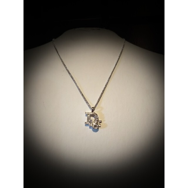 Christian Dior ロゴネックレス Christian Dior ロゴネックレス
