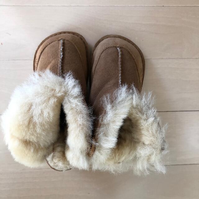 UGG(アグ)のUGGムートンブーツ　ベビー キッズ/ベビー/マタニティのベビー靴/シューズ(~14cm)(ブーツ)の商品写真