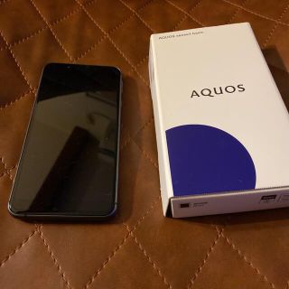 アクオス(AQUOS)のAQUOS SHV48(携帯電話本体)