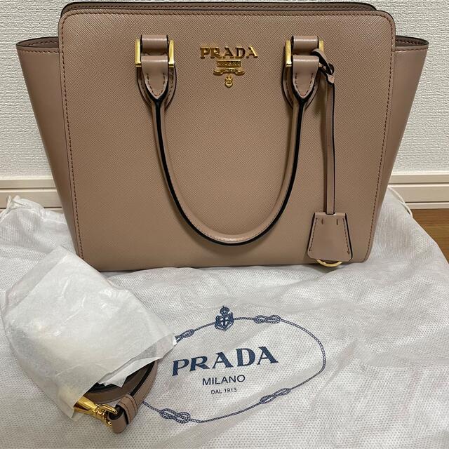 PRADA サフィアーノ ハンドバッグ