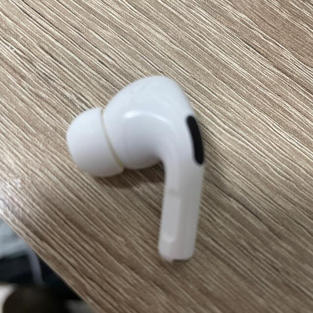 Apple(アップル)のAPPLE AirPods Pro ノイズキャンセリング付完全ワイヤレスイヤホン スマホ/家電/カメラのオーディオ機器(ヘッドフォン/イヤフォン)の商品写真