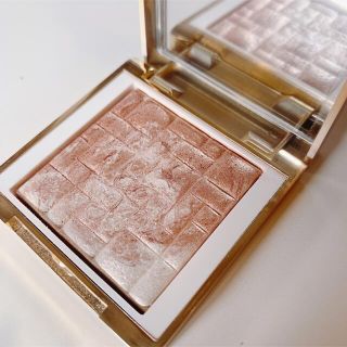 ボビイブラウン(BOBBI BROWN)のボビイブラウン  ミニハイライティングパウダー　ピンクグロウ(フェイスカラー)