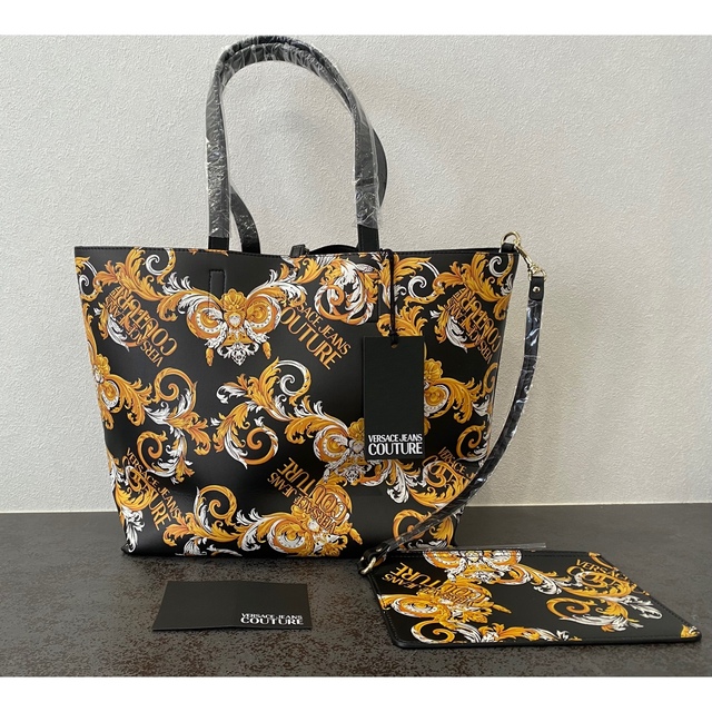 【新品、未使用、タグ付き】versace リバーシブル トートバッグ