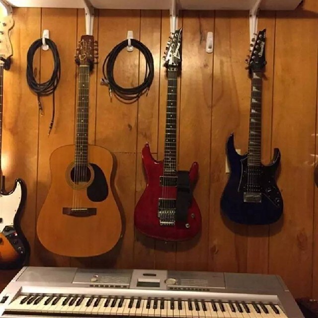 【新品】壁掛け ネジ 取り付け 調整可能 シンプル クッション ギター スタンド 楽器の楽器 その他(その他)の商品写真