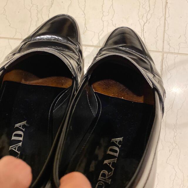 PRADA(プラダ)のPrada 革靴　ローファー　黒　プラダ メンズの靴/シューズ(ドレス/ビジネス)の商品写真