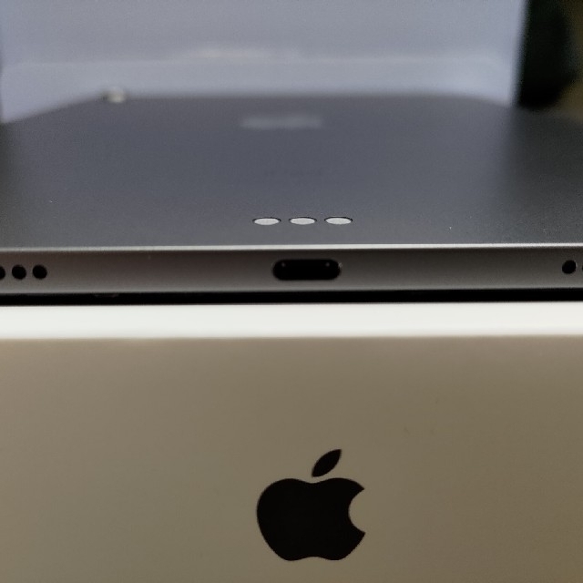 【美品】iPad Air4 64GB スペースグレー WiFiモデル