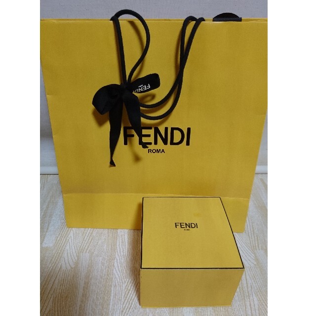 FENDI - FENDI フェンディ ロゴ ビーズ ブレスレットの通販 by shop 