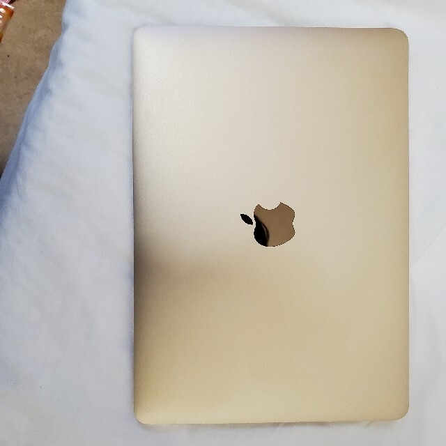 Mac (Apple)(マック)の年末セール34000円値下げ！今週まで！アップル社製MacBook ゴールド！ スマホ/家電/カメラのPC/タブレット(ノートPC)の商品写真